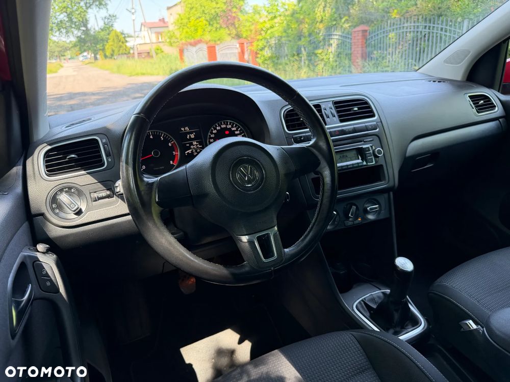 Volkswagen Polo - 21