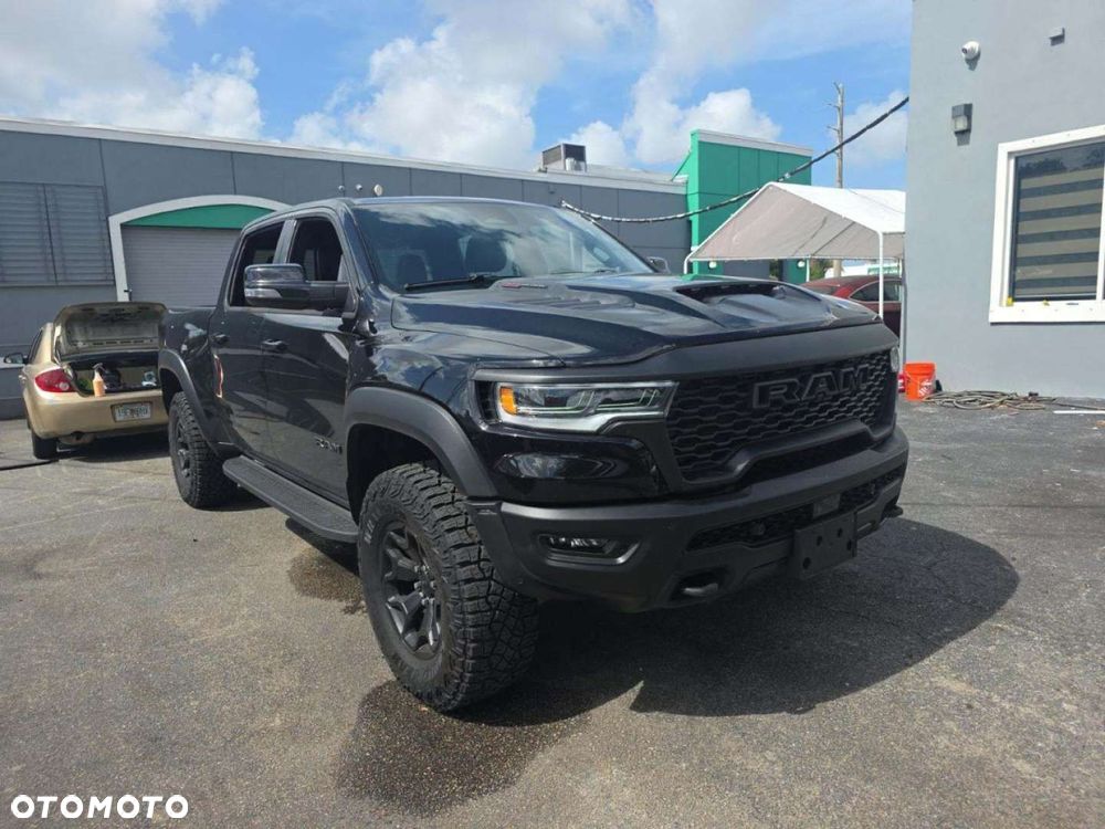 RAM 1500 - 7