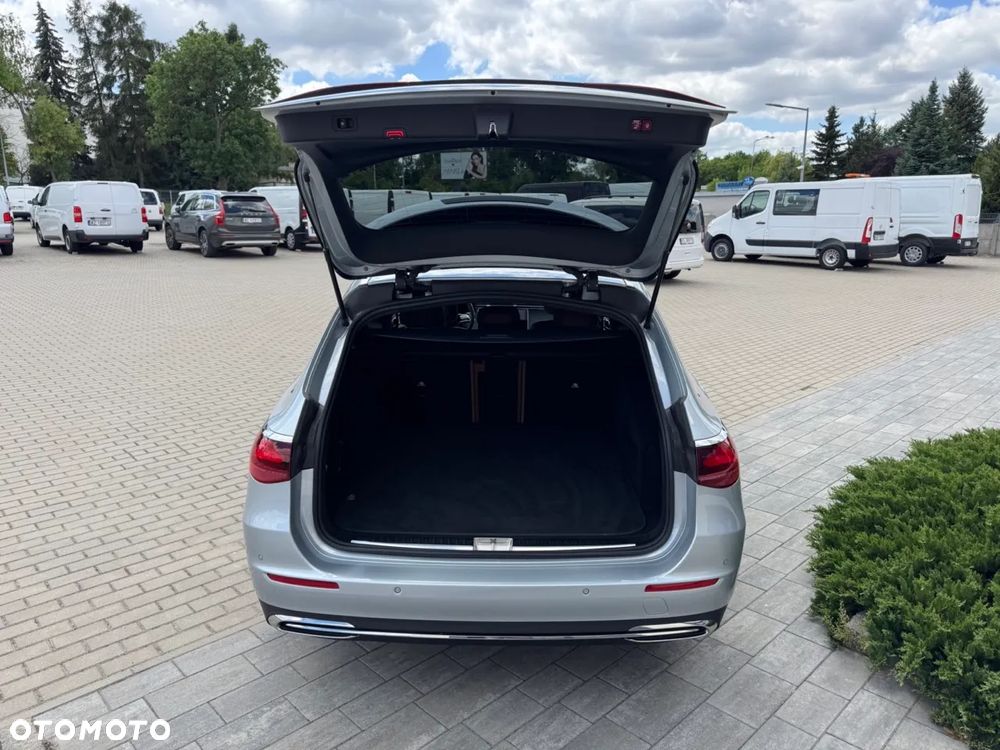 Mercedes-Benz Klasa E 200 mHEV 4-Matic Avantgarde 9G-Tronic - 9