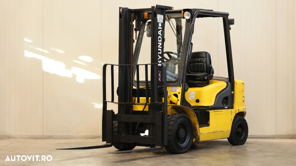 Hyundai 25D-7E