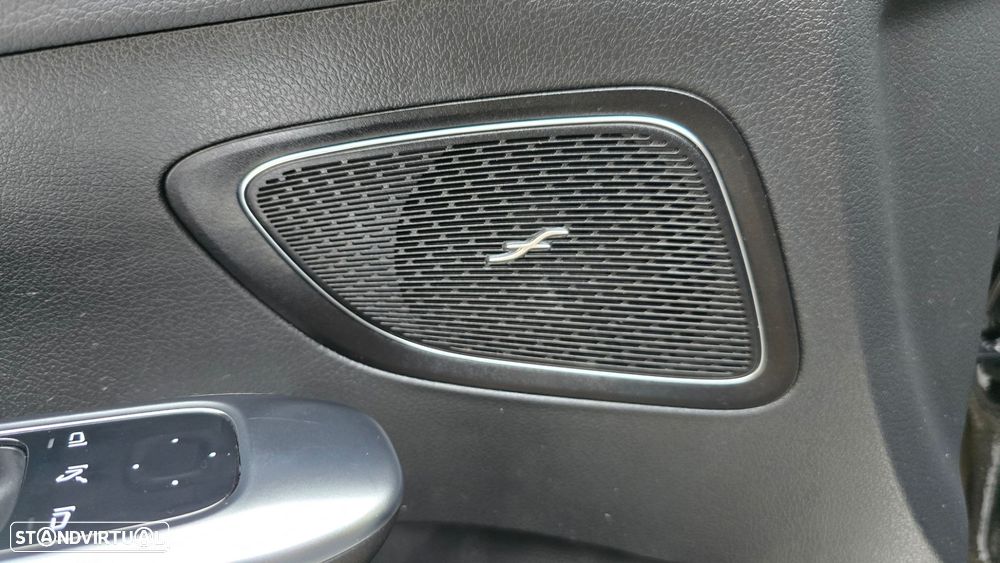 Mercedes-Benz C 200 - 10