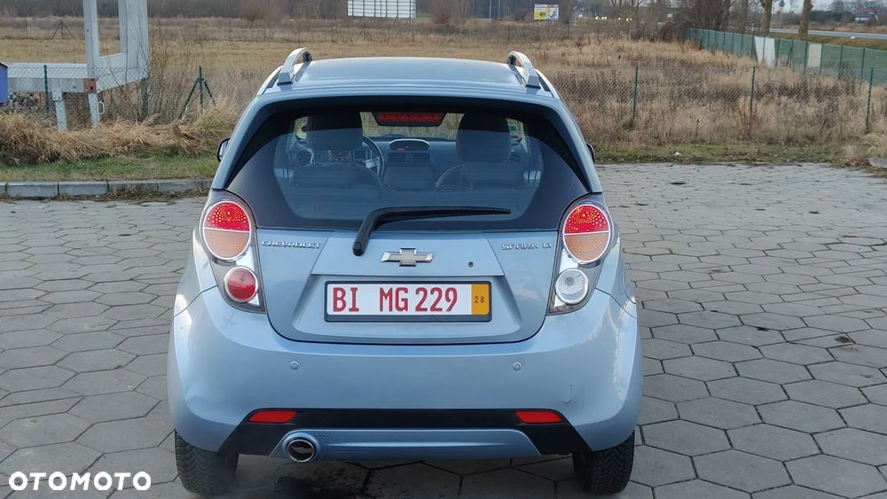 Chevrolet Spark - 5