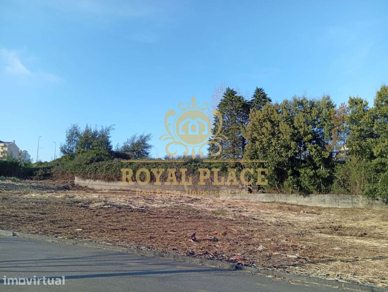 Lote com 640m2 em Santa Maria da Feira - Grande imagem: 5/12