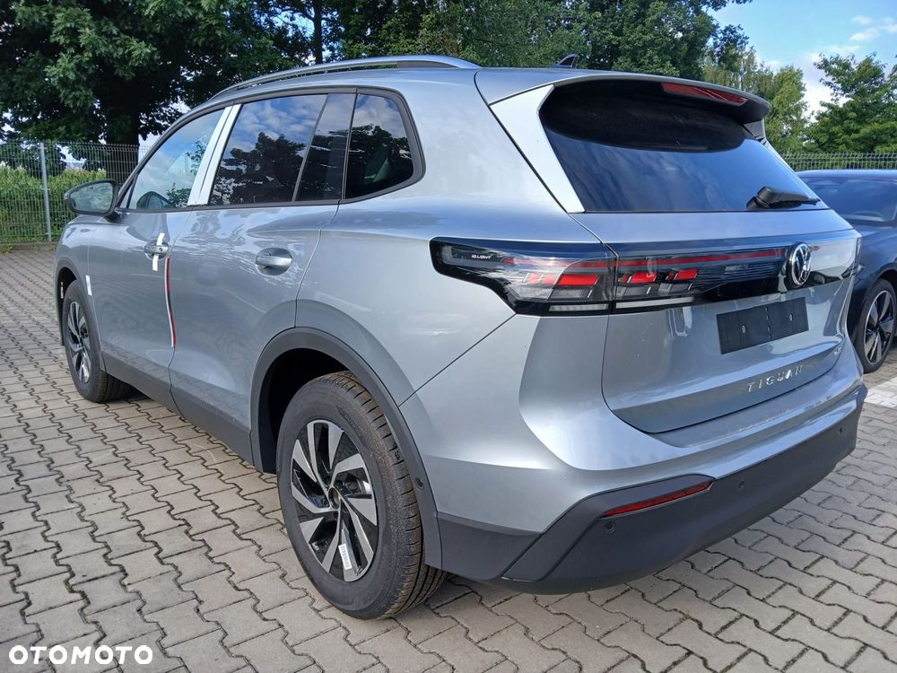 Volkswagen Tiguan 1.5 eTSI OPF DSG Life - 6