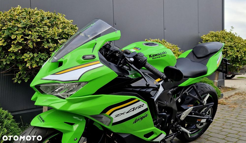 Kawasaki ZX - 27