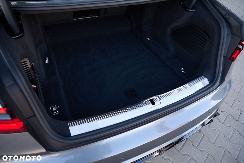 Audi A8 L 55 TFSI mHEV Quattro Tiptr - 22