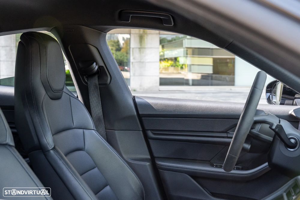 Porsche Taycan Standard - 19