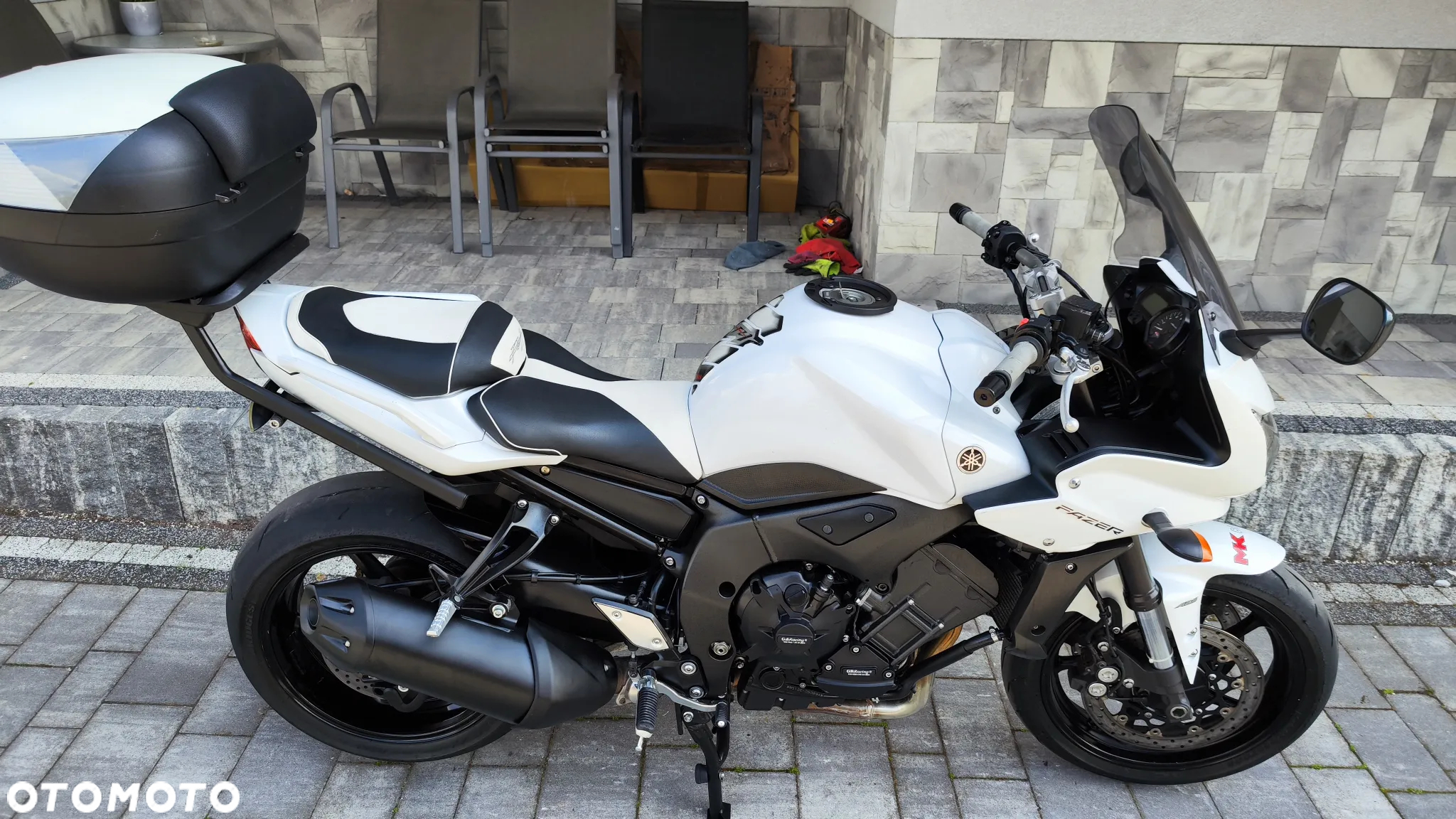 Yamaha FZS - 12