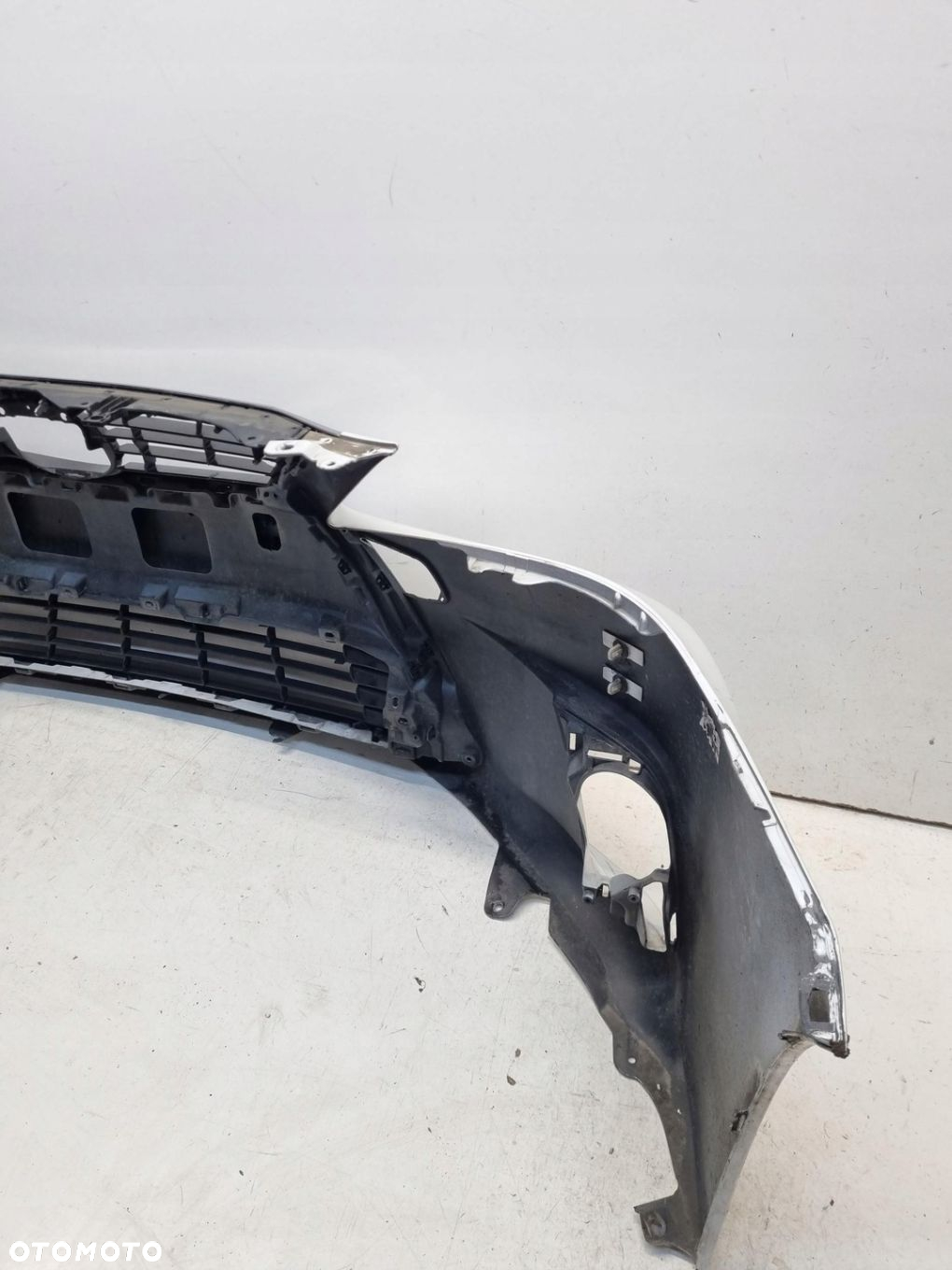 LEXUS CT200H LIFT 14-17 Zderzak przód przedni - 9
