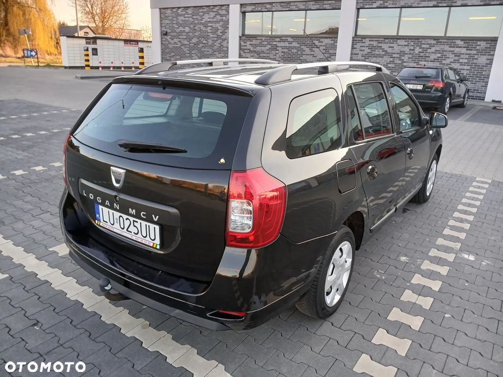 Dacia Logan 1.2 16V 75 Ambiance - 10