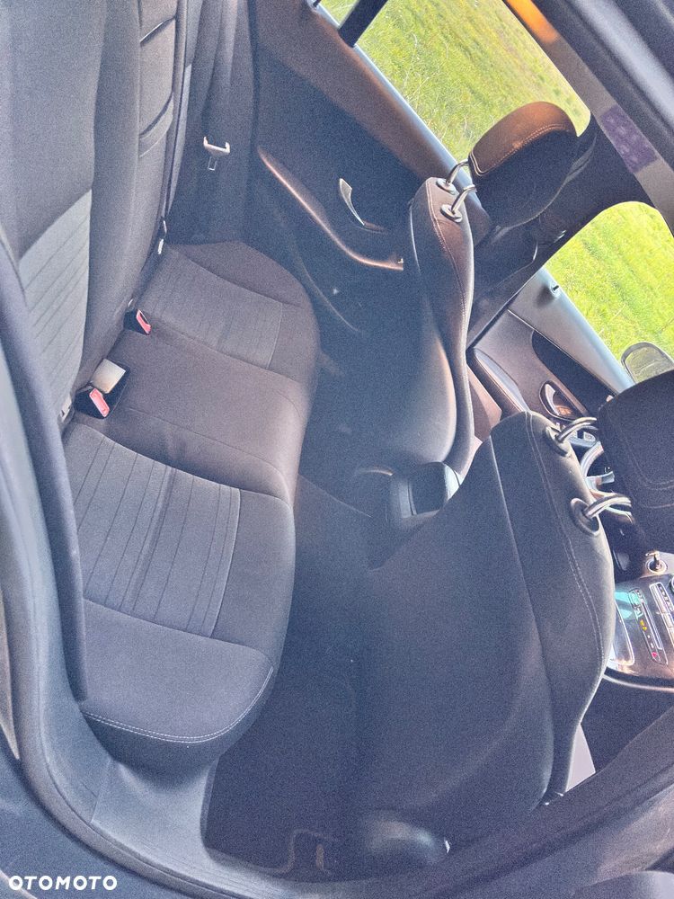 Mercedes-Benz Klasa C 220 (BlueTEC) d T 7G-TRONIC Avantgarde - 16