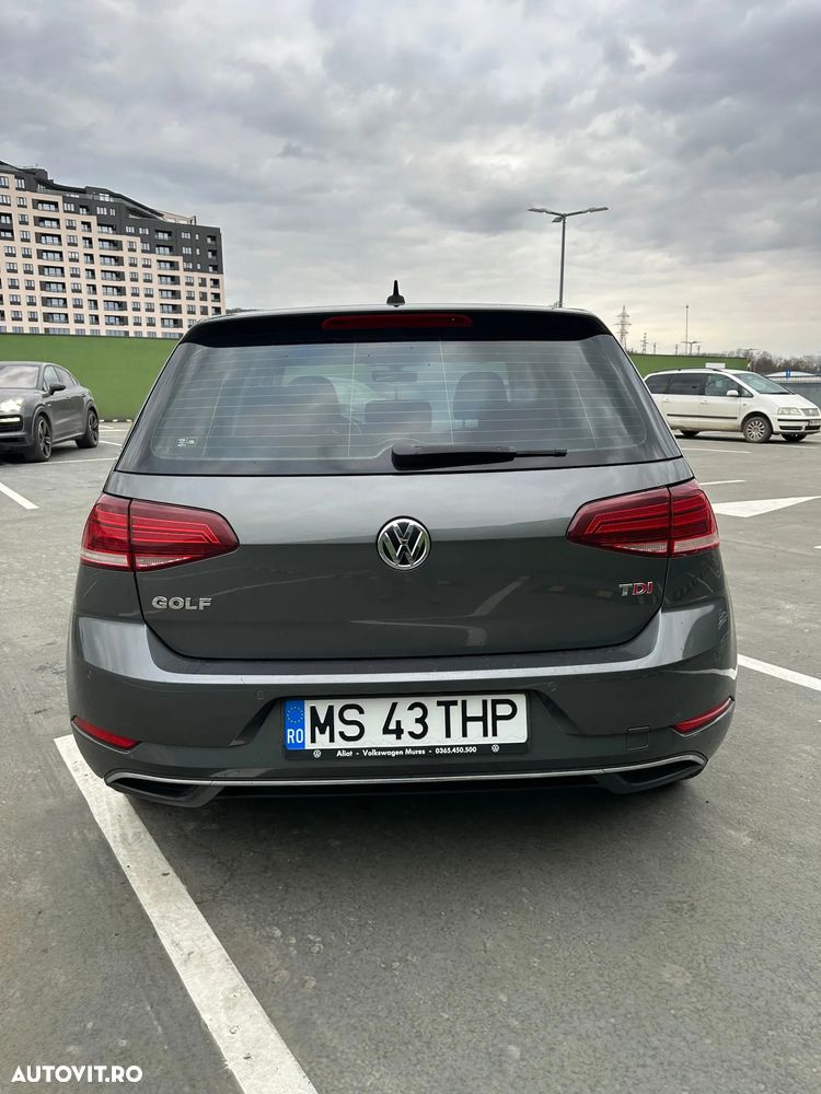 Volkswagen Golf 1.6 TDI DSG Comfortline - 4
