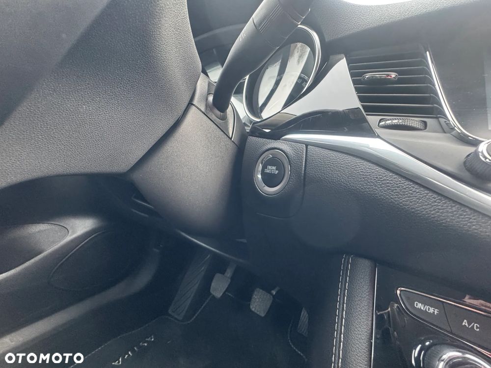 Opel Astra 1.4 Turbo Start/Stop Innovation - 29