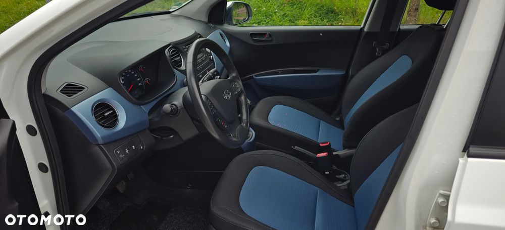 Hyundai i10 1.0 BlueDrive Comfort - 11