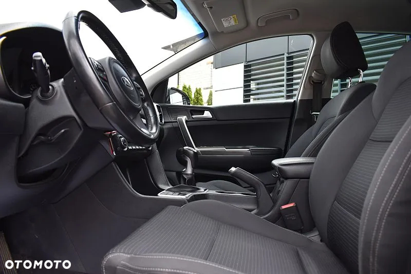 Kia Sportage 1.6 GDI L Business Line 2WD - 10