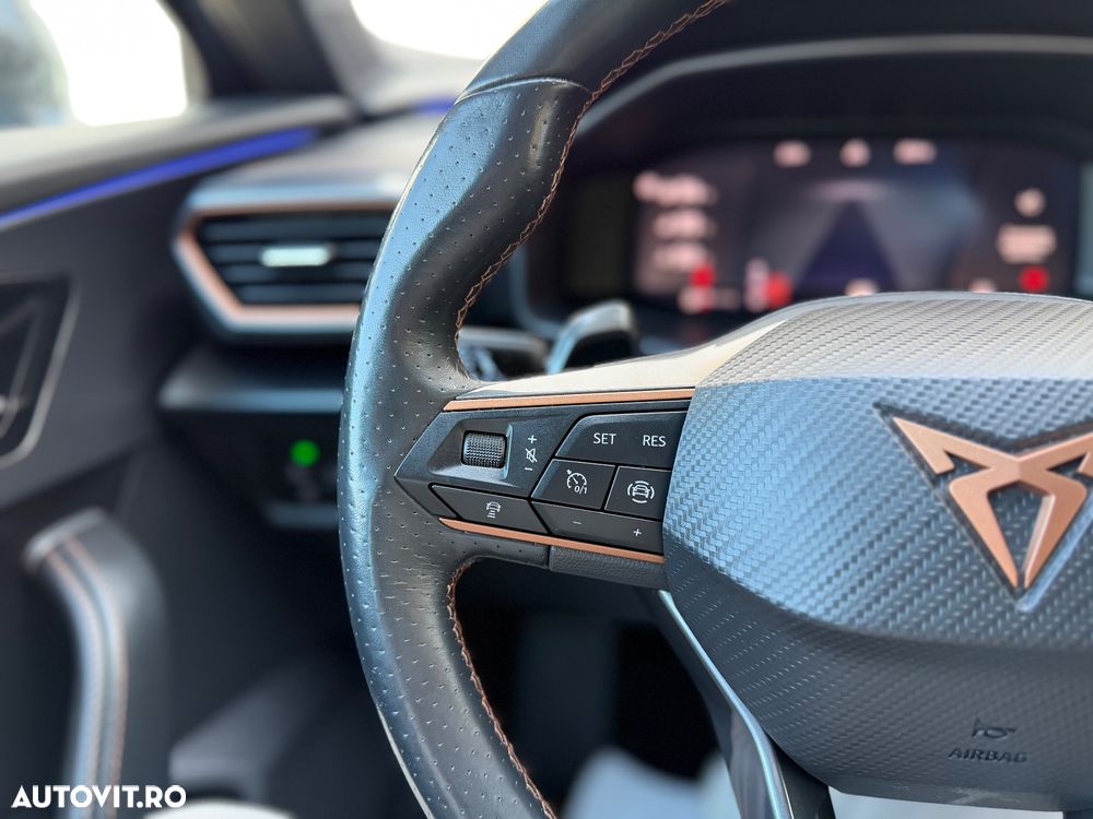 Cupra Formentor 1.5 TSI DSG - 25