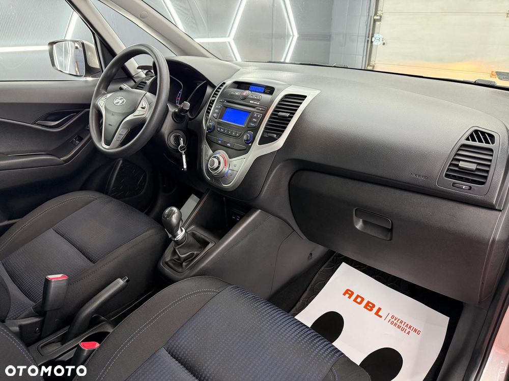 Hyundai ix20 1.4 Comfort - 25