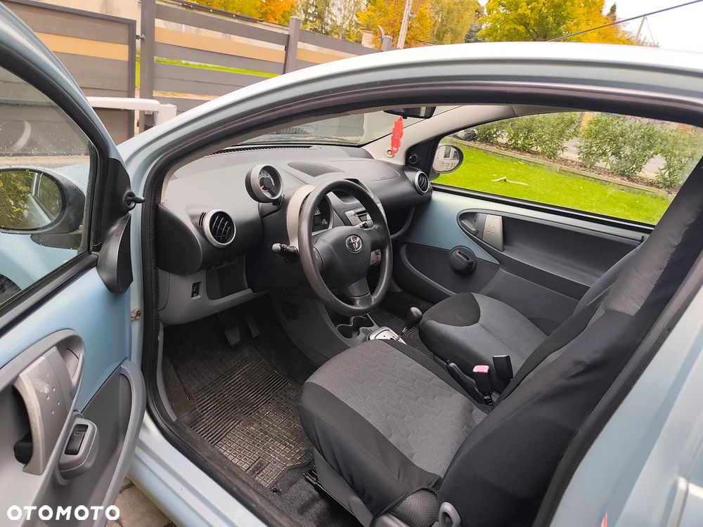 Toyota Aygo ver-1-0-vvt--i-luna-a-c-mm - 9
