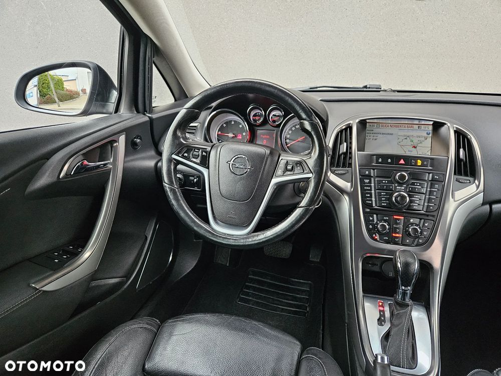 Opel Astra 2.0 CDTI Automatik Exklusiv - 32