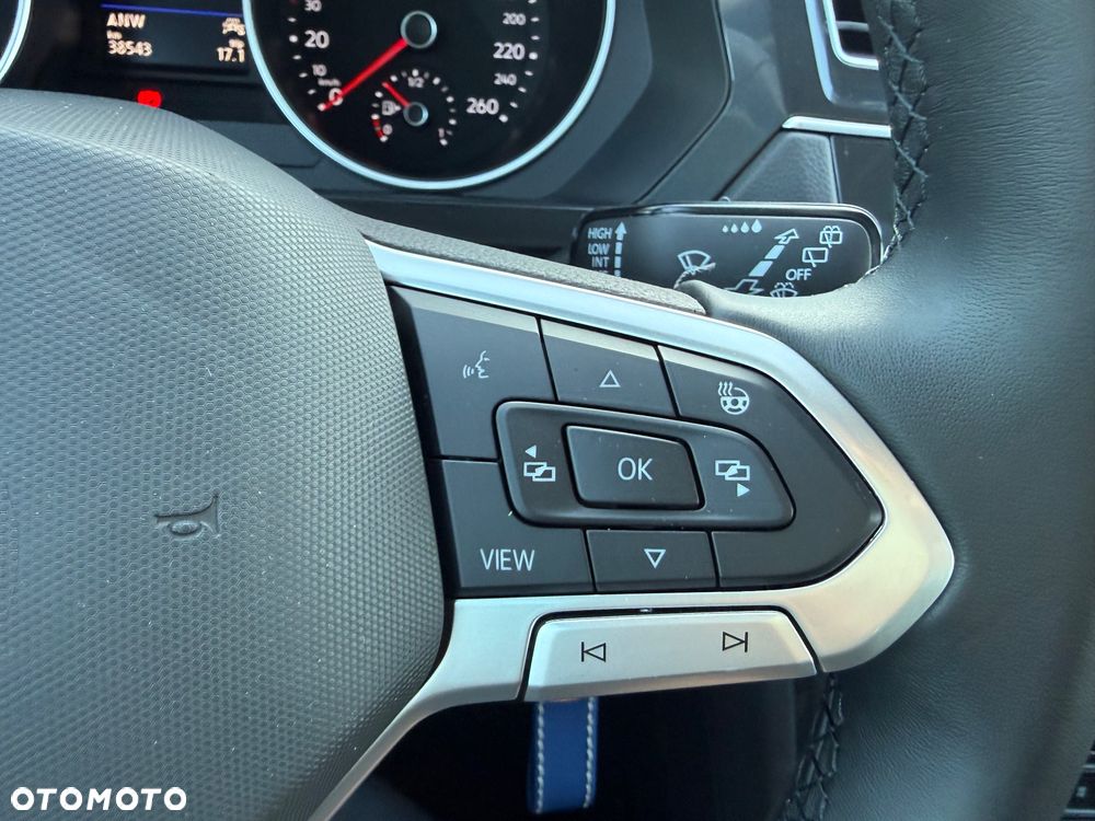 Volkswagen Tiguan 1.5 TSI EVO Active - 14