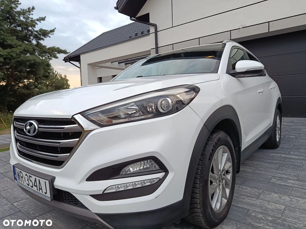 Hyundai Tucson 1.7 CRDI BlueDrive Comfort 2WD - 23