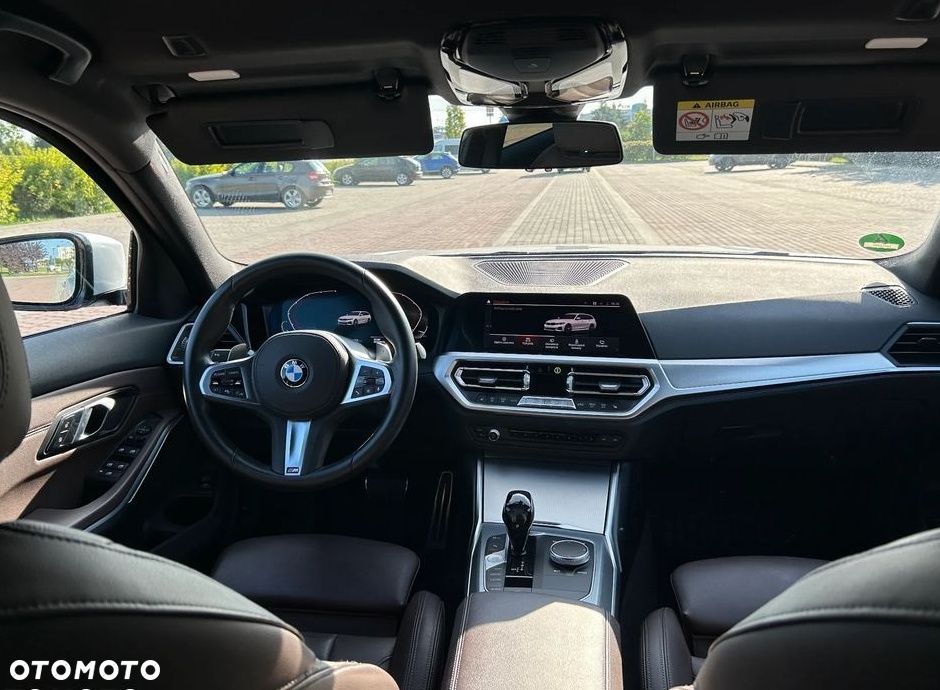 BMW Seria 3 320d xDrive M Sport Shadow - 24