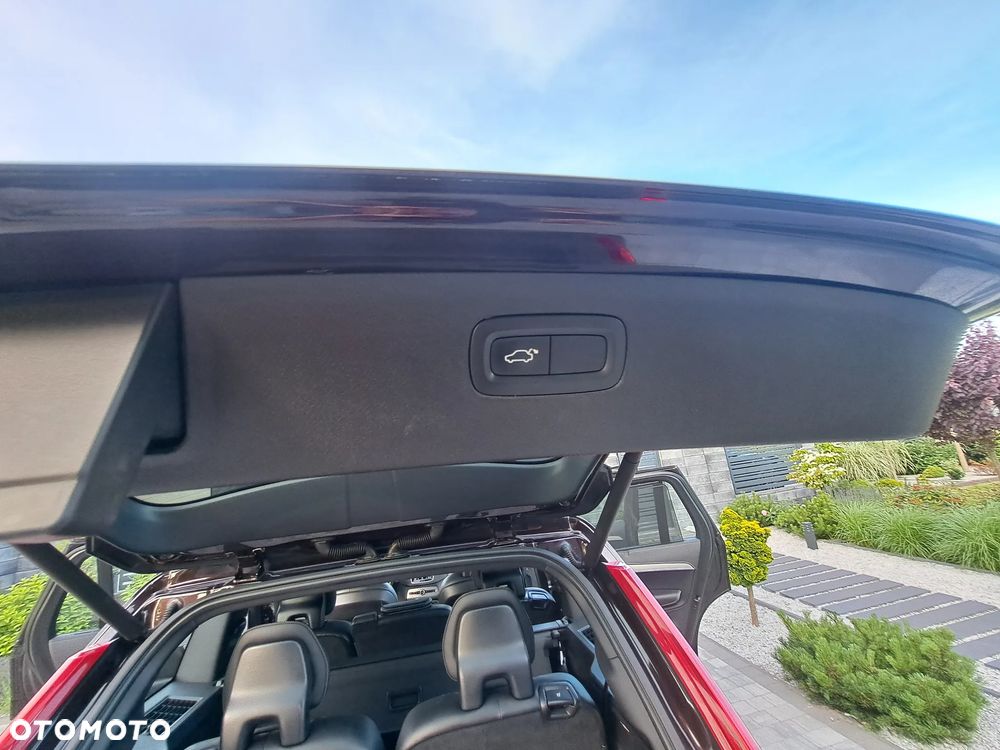 Volvo XC 90 B5 D AWD R-Design 7os - 30