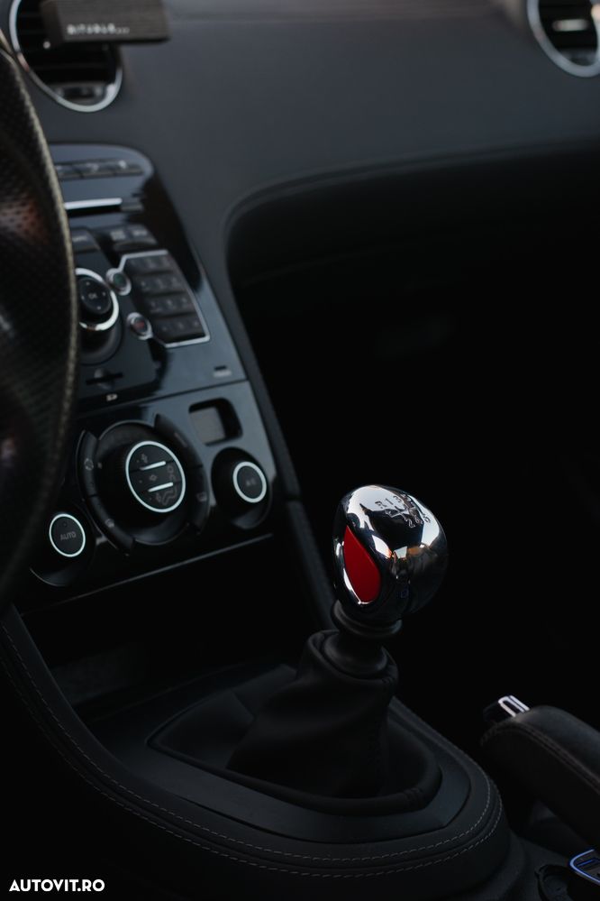 Peugeot RCZ 1.6 155 THP - 16