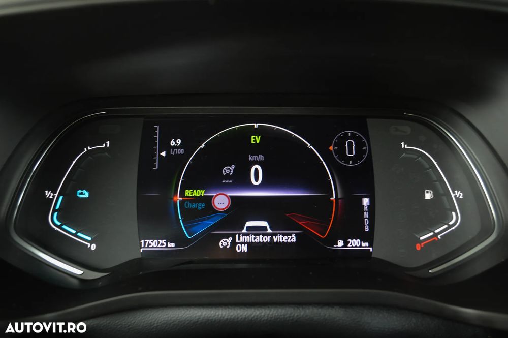 Renault Arkana E-TECH 145 Techno - 18