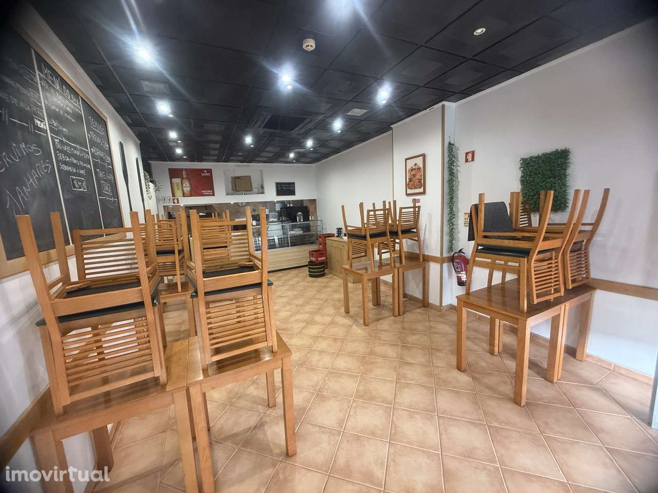 Loja Restaurante Snack-Bar ( Próprio) - Grande imagem: 5/38