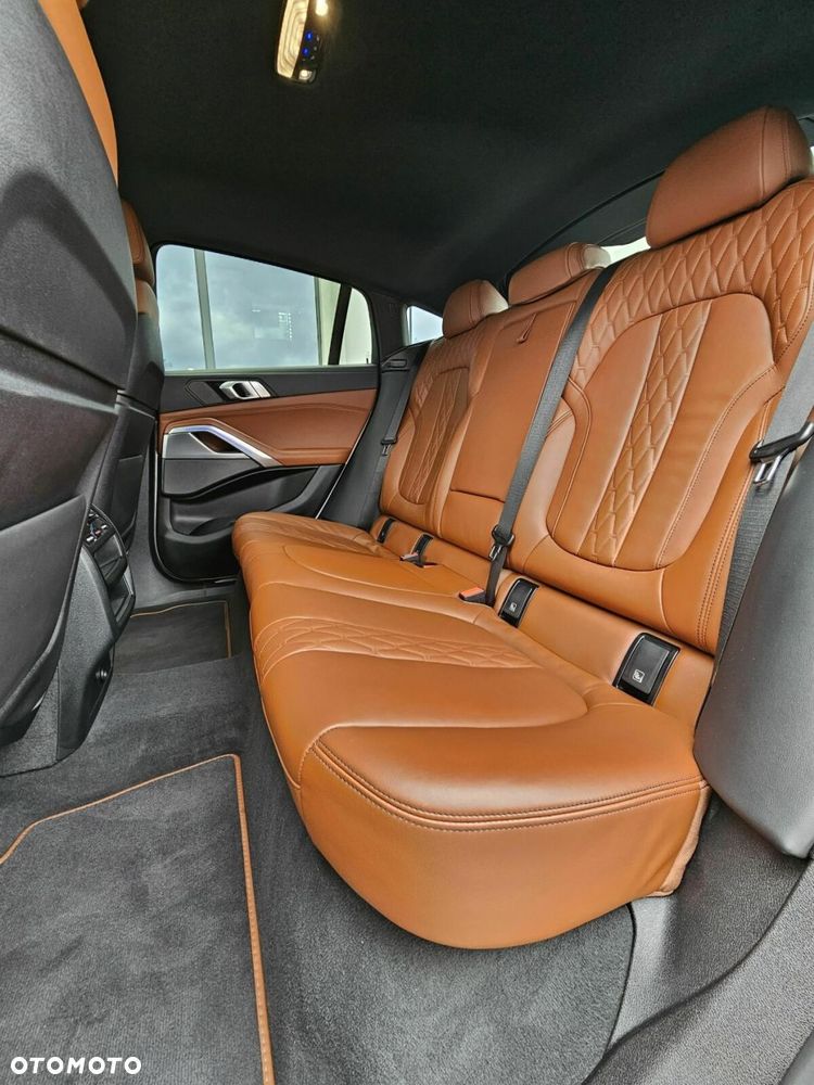 BMW X6 xDrive30d mHEV - 32