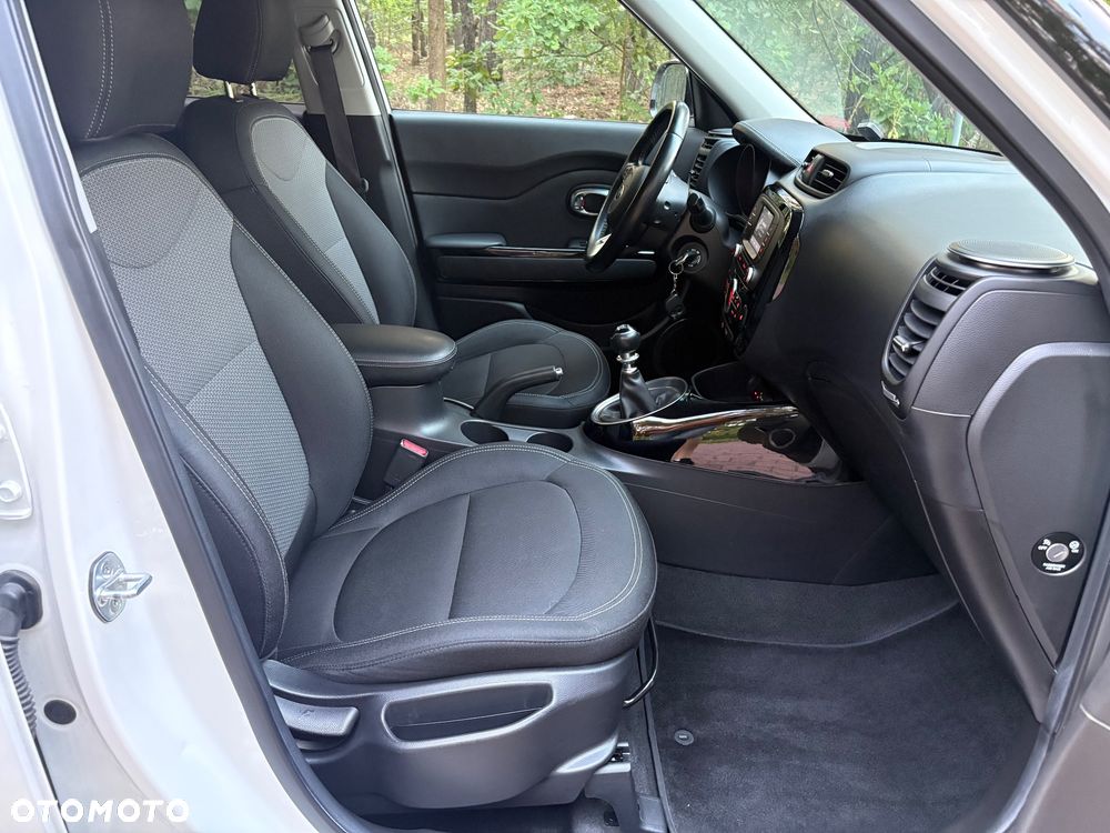 Kia Soul 1.6 GDI Dream-Team Edition - 10