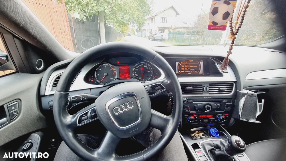 Audi A4 2.0 TDI B8 - 7