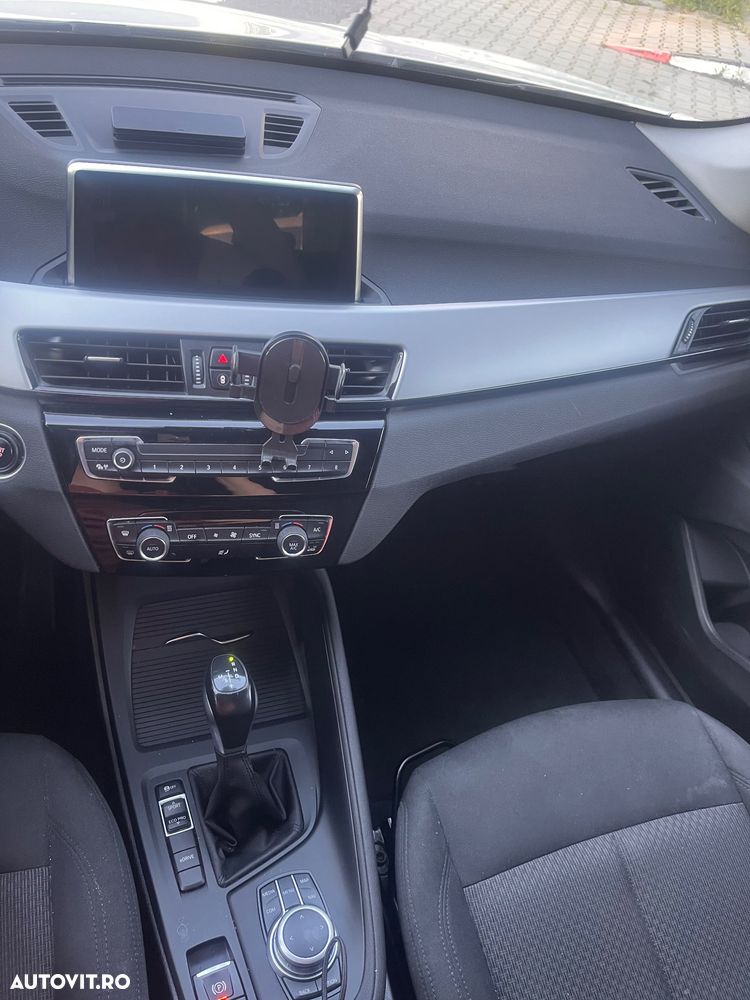 BMW X1 xDrive25e Advantage - 6