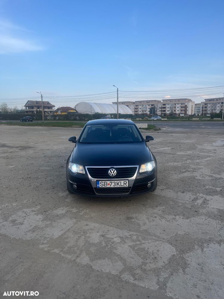 Volkswagen Passat - 12