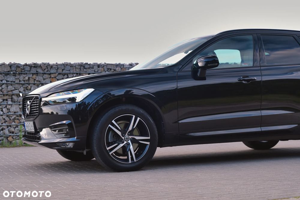 Volvo XC 60 B5 D AWD R-Design - 12
