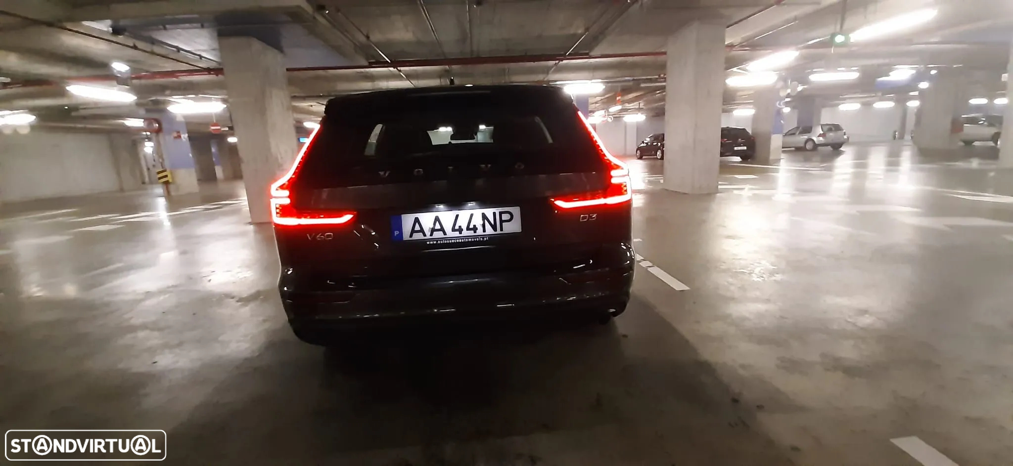 Volvo V60 2.0 D3 Momentum Geartronic - 5