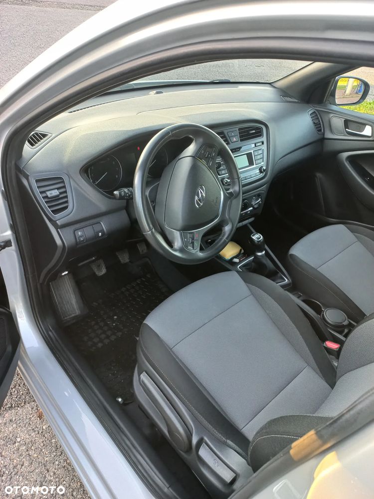 Hyundai i20 1.2 Classic Plus - 14