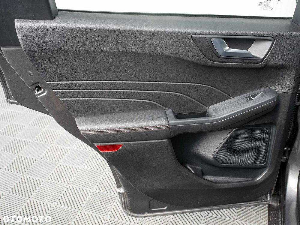 Ford Kuga 1.5 EcoBoost FWD ST-Line - 24