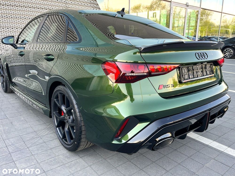 Audi RS3 Limousine - 9