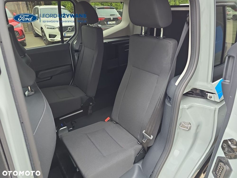 Ford Tourneo Courier - 15