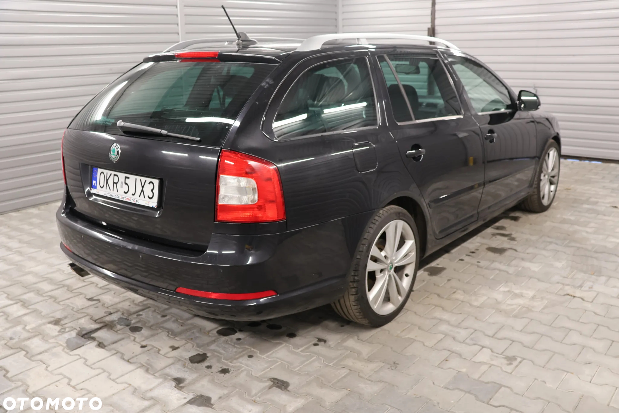 Skoda Octavia Combi 2.0 TSI RS - 3