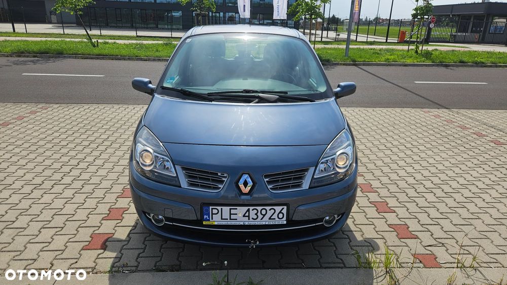 Renault Scenic - 11