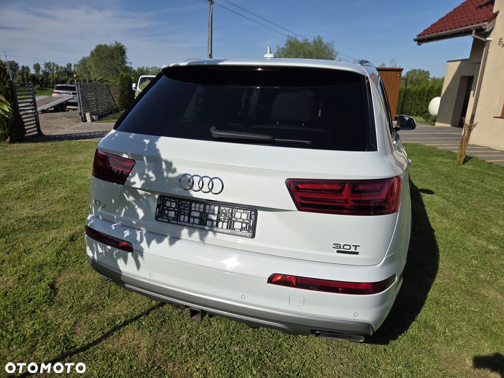 Audi Q7 3.0 TFSI Quattro Tiptronic - 5
