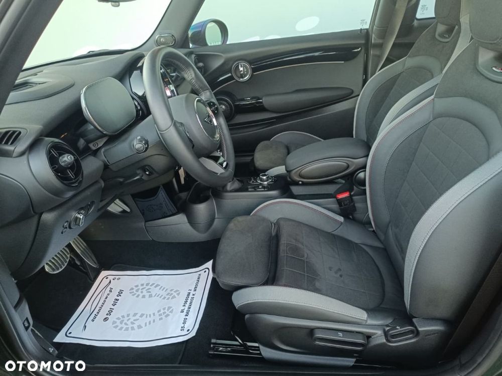 MINI John Cooper Works - 6