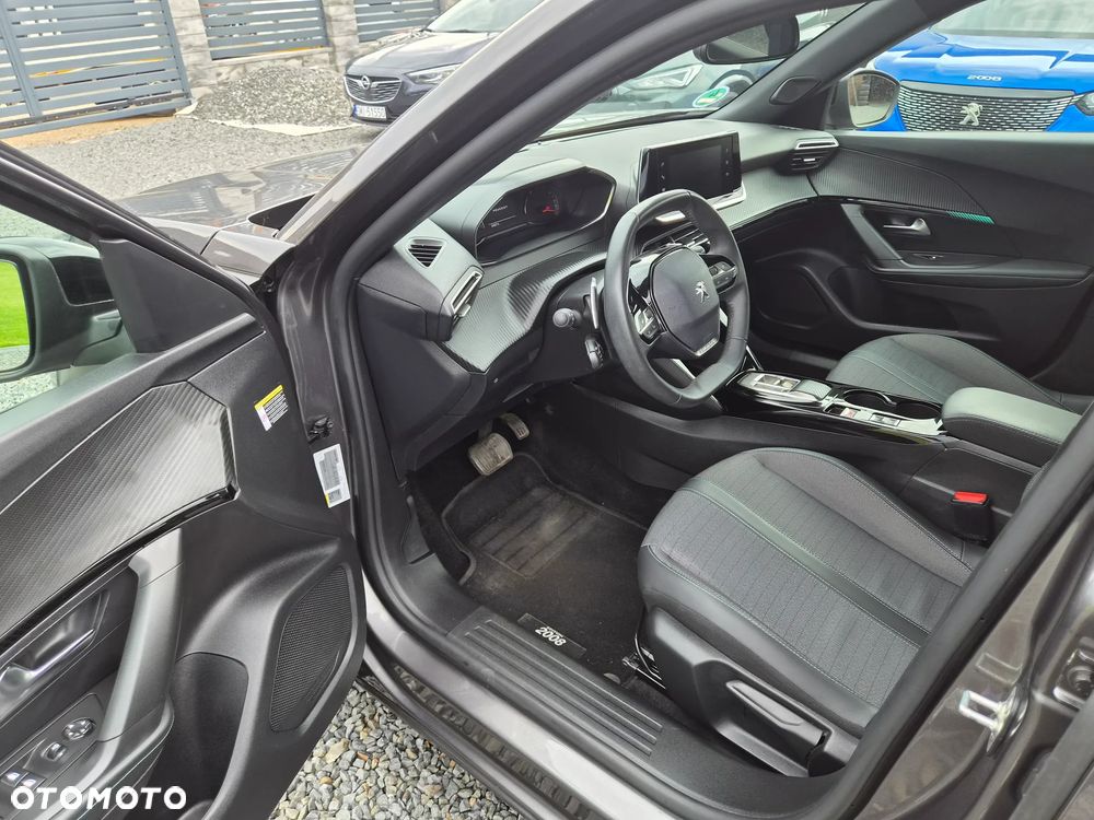 Peugeot 2008 PureTech 130 EAT8 Allure Pack - 9