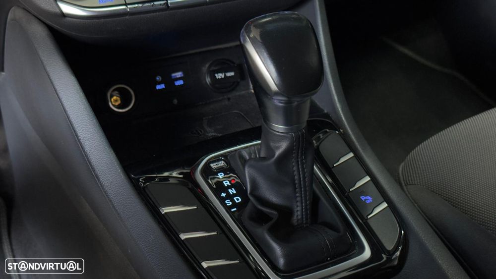 Hyundai Ioniq 1.6 GDI HEV Hybrid Tech - 30