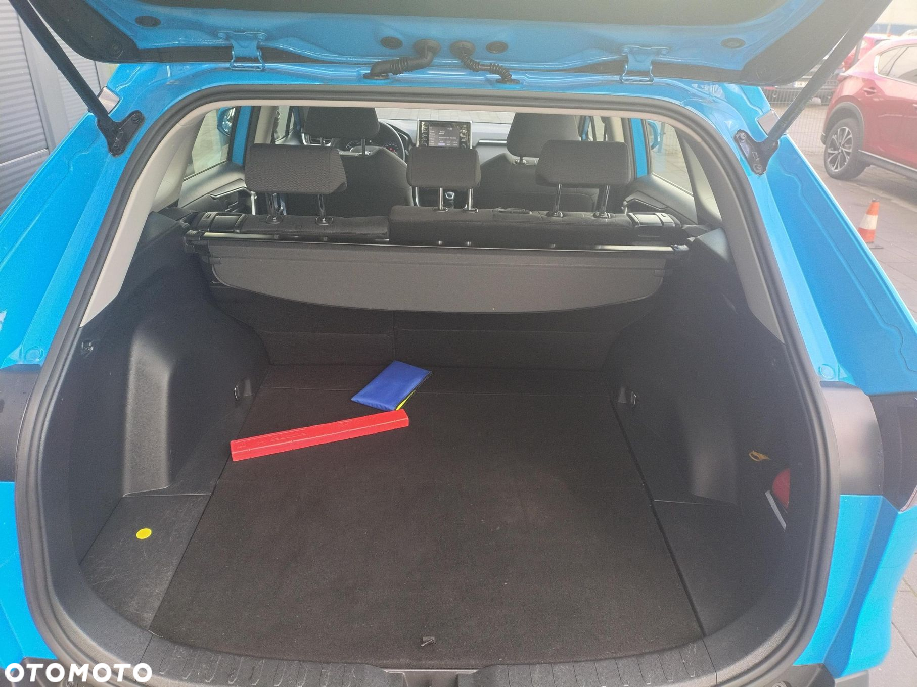 Toyota RAV4 - 17