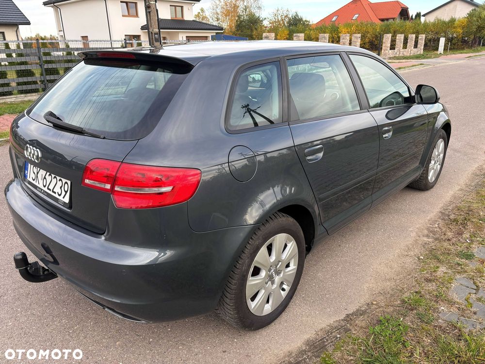 Audi A3 Sportback - 4