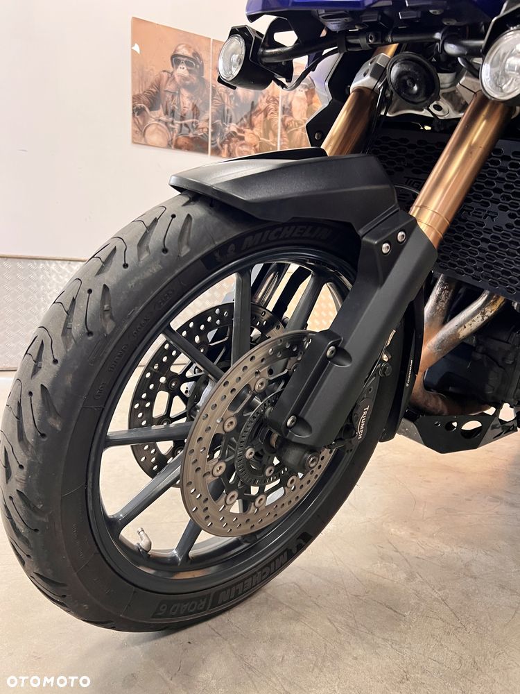Triumph Tiger - 6